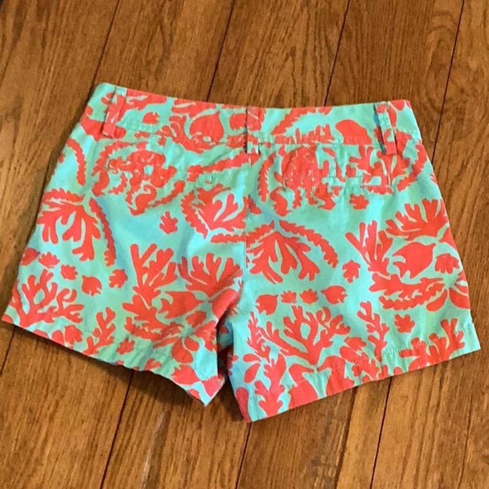 Lilly Pulitzer Callahan shorts. “Don't Be Shellfish”.  Women’s size 4 - Picture 7 of 14
